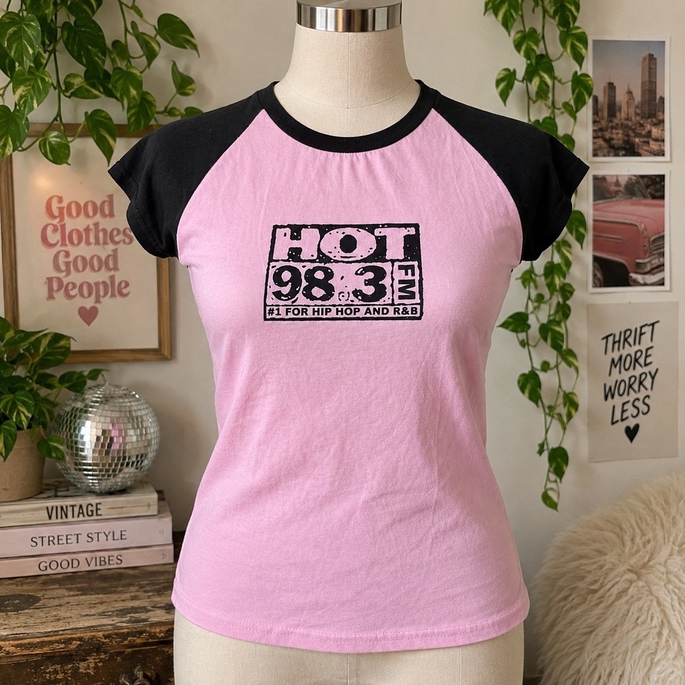 Hot 98.3 FM Radio Station Graphic Baby Tee Pink Black Raglan Sleeve Small